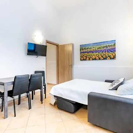 Alessia's Flat- Torretta